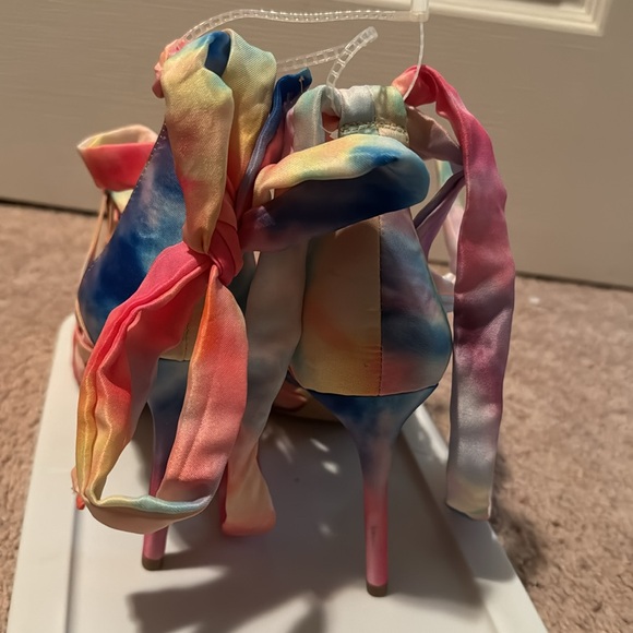 Gianni Multi color wrap sandals - Picture 4 of 5